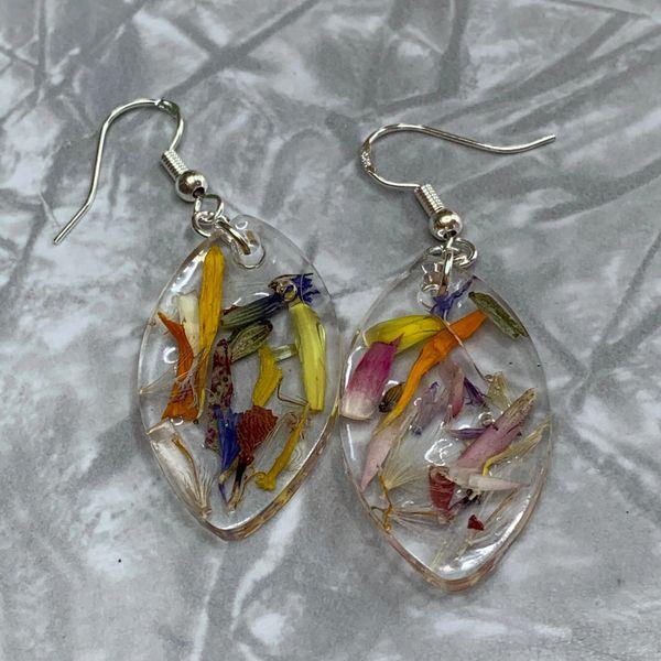 Clear Flower Petal Oval Earrings