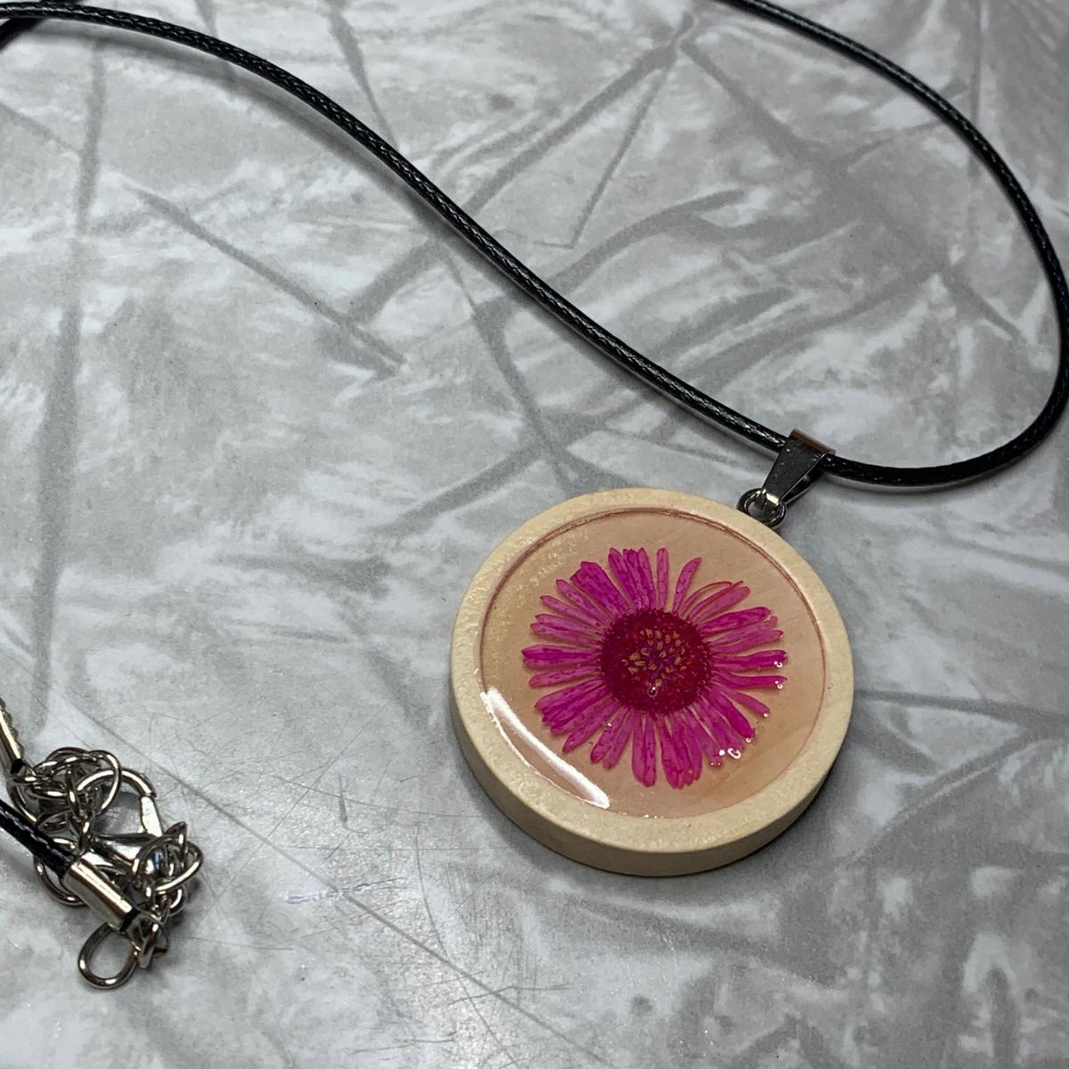 Light Wood Pink Flower Necklace