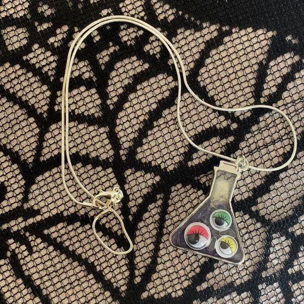 Purple Eyeball Beaker